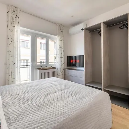 Apartment Rome Experience - Tiburtina Station 100 Mt Rom